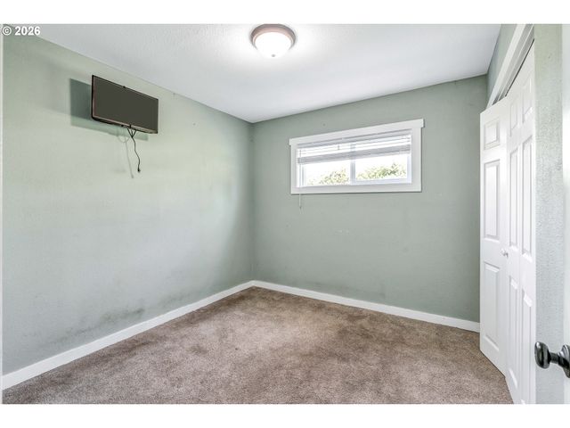 1629 7TH Ave, Longview, WA 98632