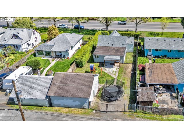 1629 7TH Ave, Longview, WA 98632
