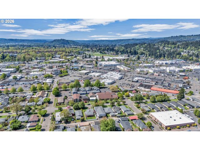 1629 7TH Ave, Longview, WA 98632