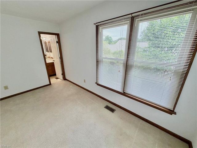 1194 Killington Arch, Chesapeake, VA 23320