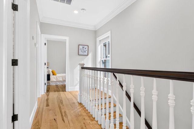 30 Chestnut Sq 30, Boston, MA 02130