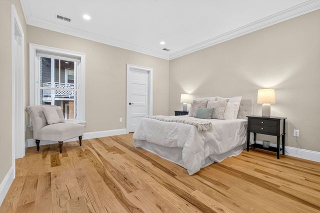 30 Chestnut Sq 30, Boston, MA 02130