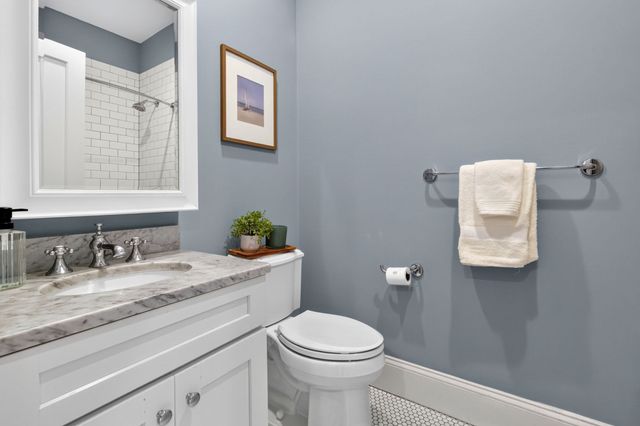 30 Chestnut Sq 30, Boston, MA 02130