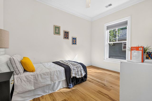 30 Chestnut Sq 30, Boston, MA 02130