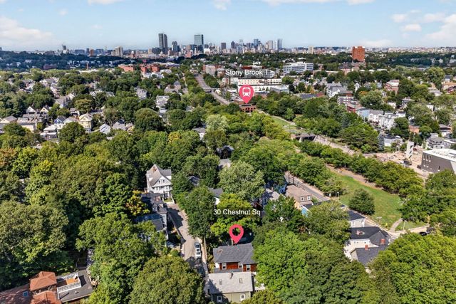 30 Chestnut Sq 30, Boston, MA 02130