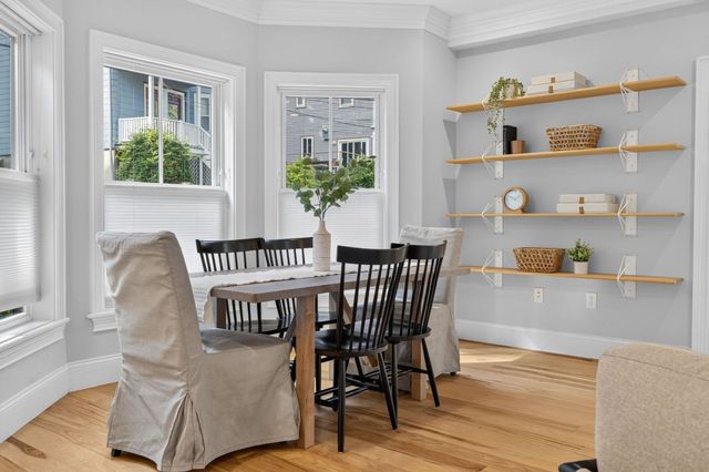 30 Chestnut Sq 30, Boston, MA 02130