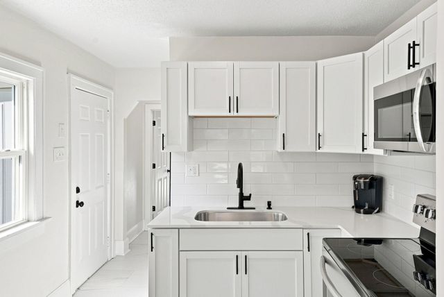2211 Minnehaha Avenue E, Saint Paul, MN 55119