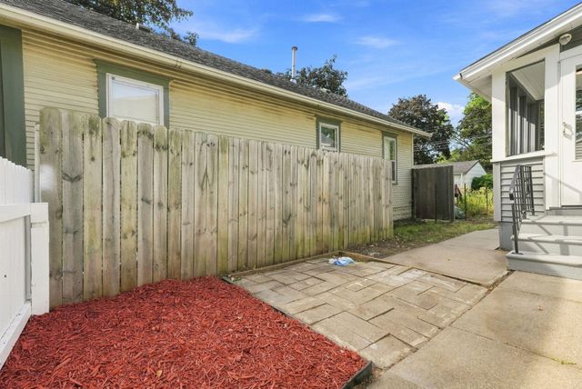 2211 Minnehaha Avenue E, Saint Paul, MN 55119