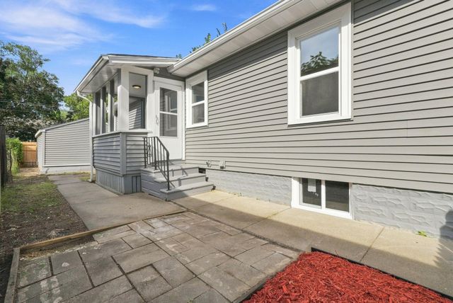 2211 Minnehaha Avenue E, Saint Paul, MN 55119