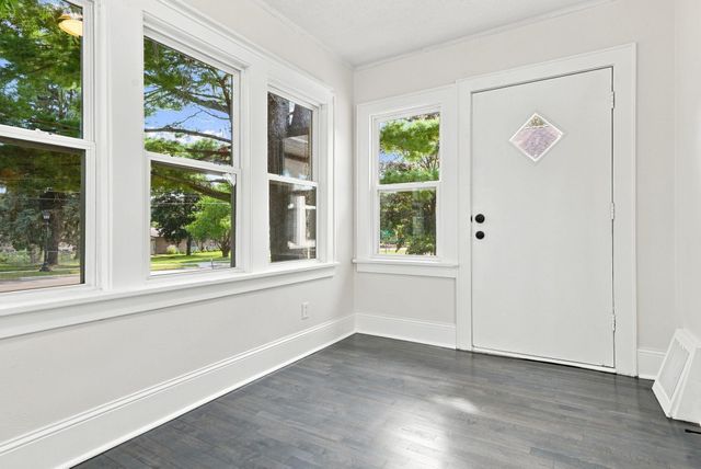 2211 Minnehaha Avenue E, Saint Paul, MN 55119