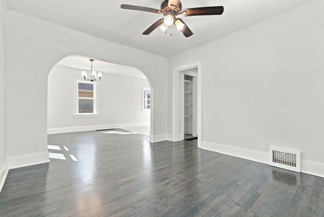 2211 Minnehaha Avenue E, Saint Paul, MN 55119