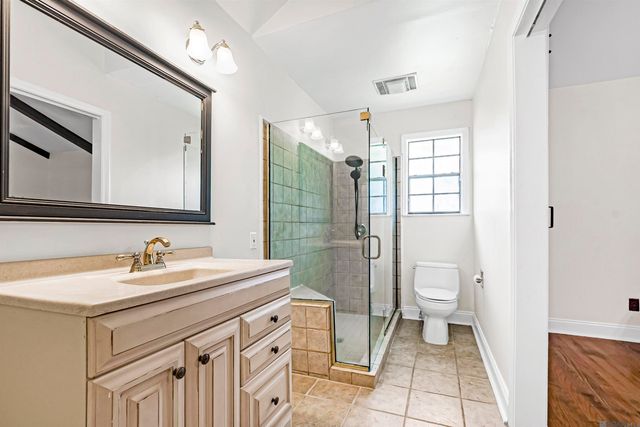 5003 Mobile Dr, Baton Rouge, LA 70817