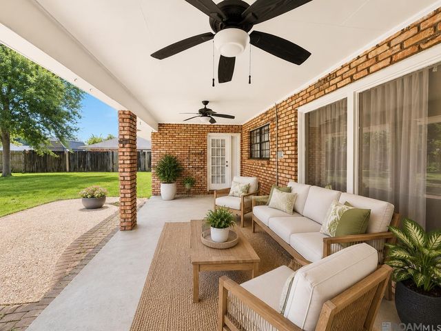 5003 Mobile Dr, Baton Rouge, LA 70817