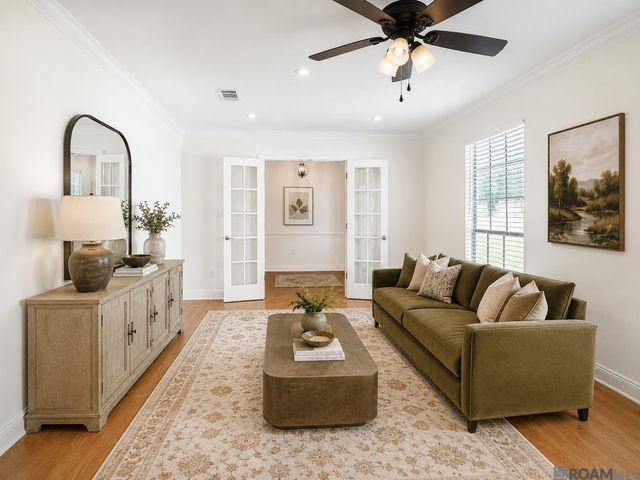 5003 Mobile Dr, Baton Rouge, LA 70817