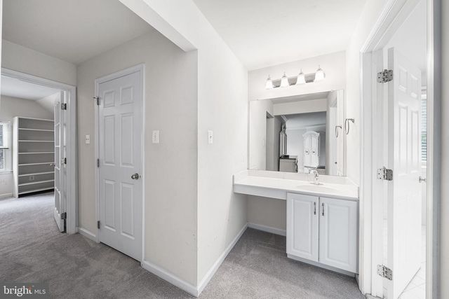 2111 PEREGRINE CIR, Audubon, PA 19403