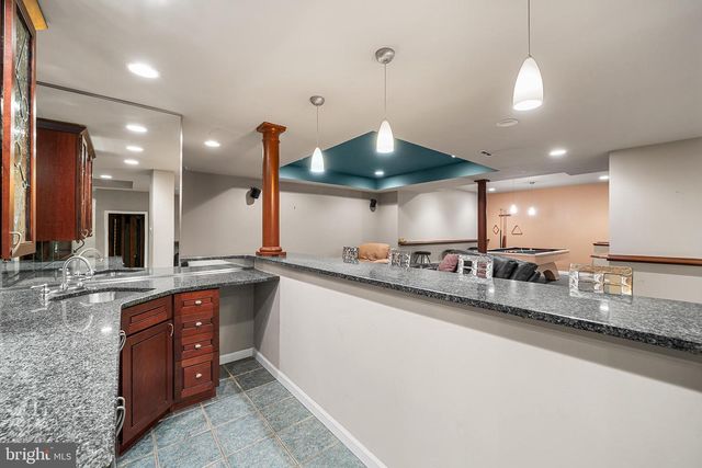 2111 PEREGRINE CIR, Audubon, PA 19403
