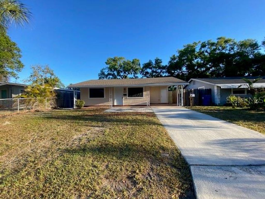 4665 YARMOUTH AVENUE S, St Petersburg, FL 33711