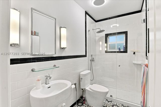 6473 Sunset Dr, South Miami, FL 33143