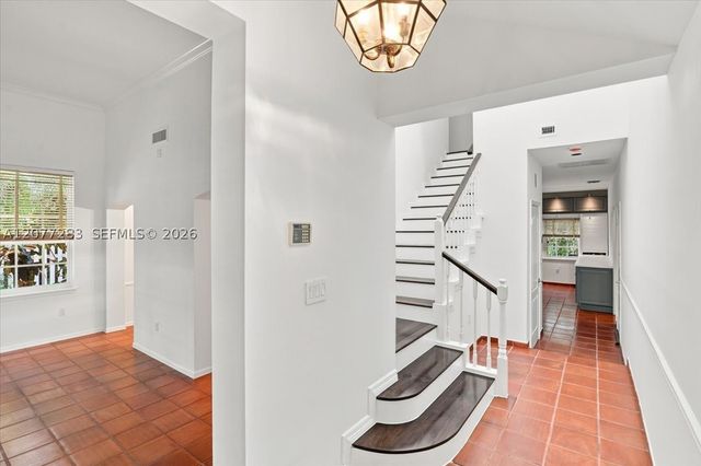 6473 Sunset Dr, South Miami, FL 33143