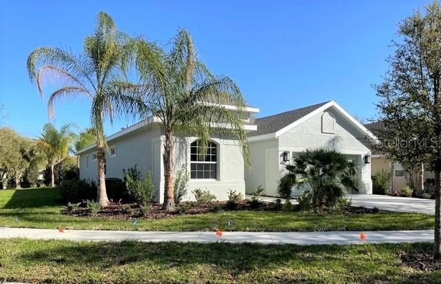 7 OASIS CIRCLE, Palm Coast, FL 32137