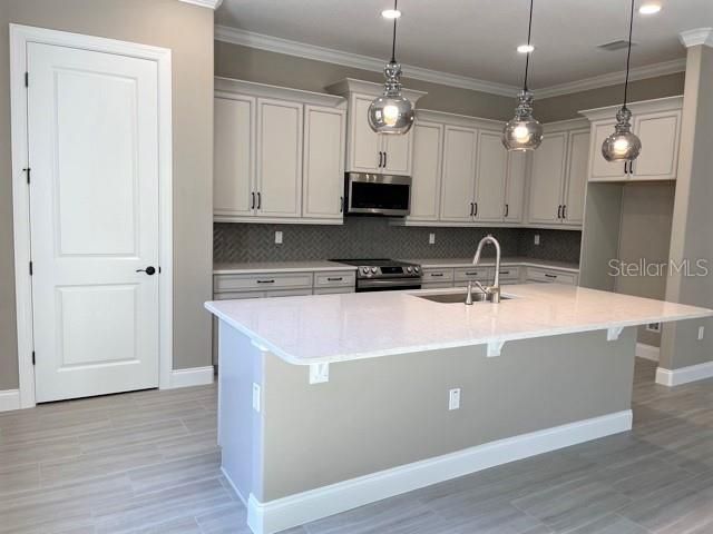7 OASIS CIRCLE, Palm Coast, FL 32137