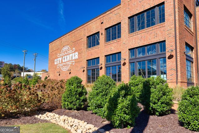 4520 Greyson Manor Drive, Cumming, GA 30041