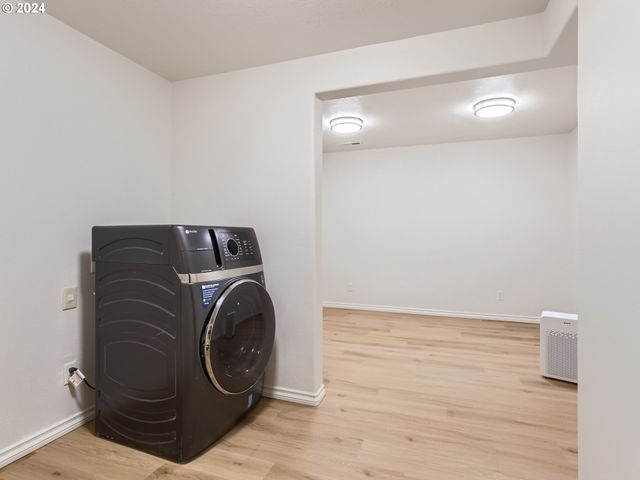 8534 Nw TIMBER RIDGE Ct, Portland, OR 97229