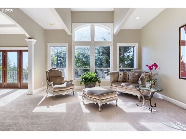 8534 Nw TIMBER RIDGE Ct, Portland, OR 97229