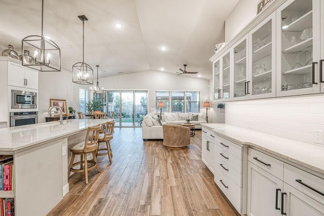 11114 N Via Rimini Drive, Fresno, CA 93730