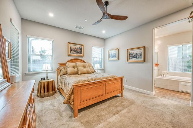 11114 N Via Rimini Drive, Fresno, CA 93730