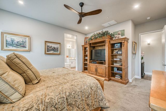 11114 N Via Rimini Drive, Fresno, CA 93730