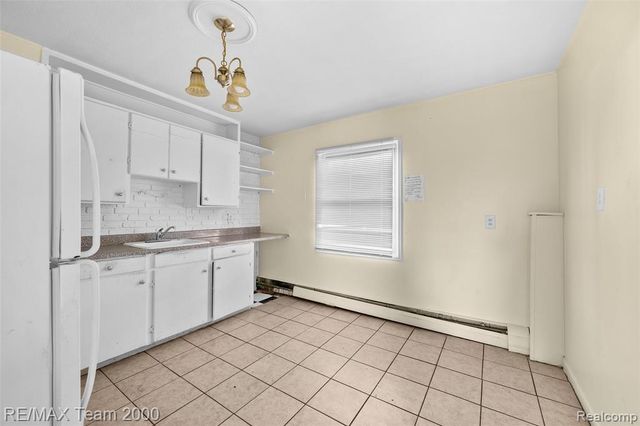 26153 Nagel Street, Roseville, MI 48066