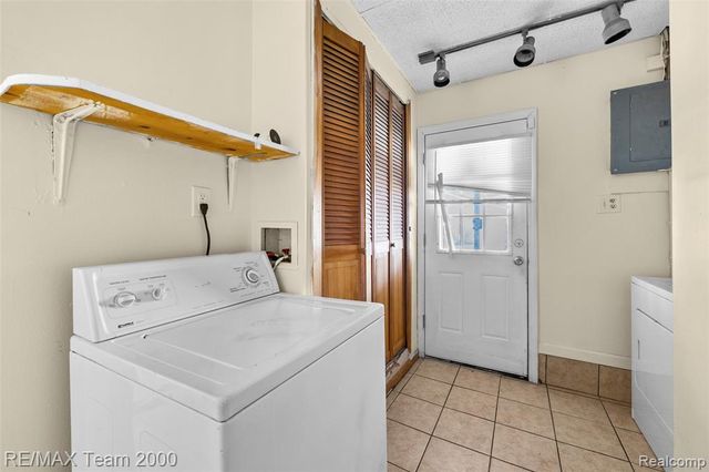 26153 Nagel Street, Roseville, MI 48066