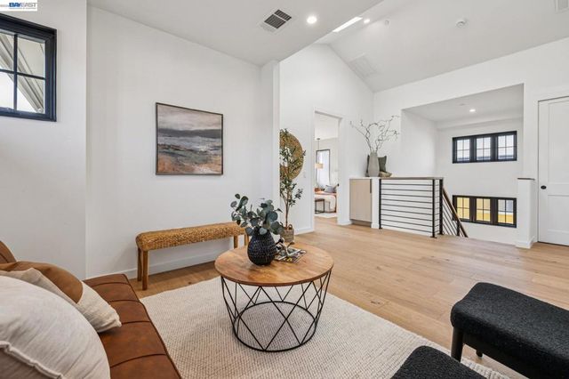 1144 Dwight Way, Berkeley, CA 94702