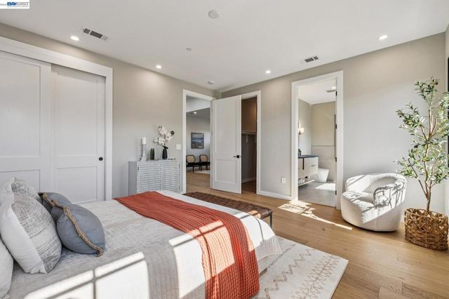 1144 Dwight Way, Berkeley, CA 94702