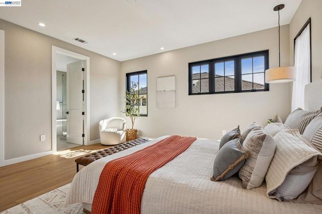 1144 Dwight Way, Berkeley, CA 94702