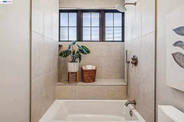 1144 Dwight Way, Berkeley, CA 94702