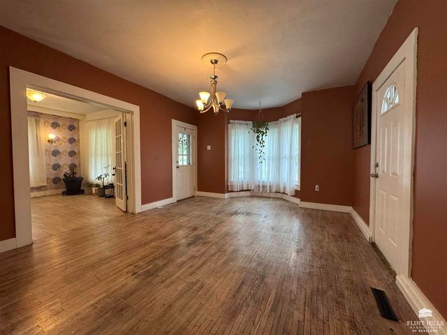 519 NE 7th St., Abilene, KS 67410