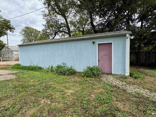 519 NE 7th St., Abilene, KS 67410