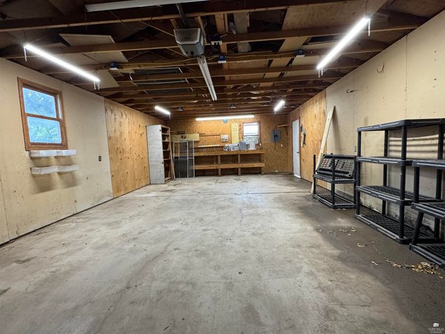 519 NE 7th St., Abilene, KS 67410