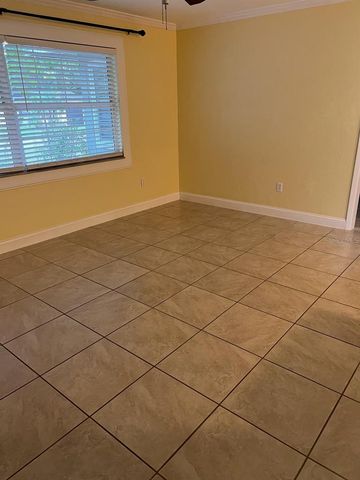 818 SCOTLAND STREET, Dunedin, FL 34698
