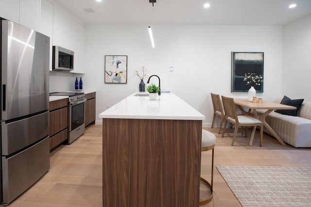 1395 Washington Street 207, Boston, MA 02118