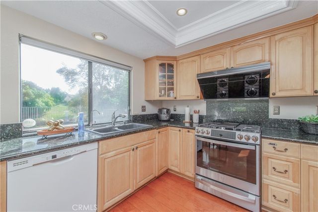 930 Crystal Water, Walnut, CA 91789