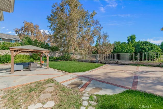 930 Crystal Water, Walnut, CA 91789