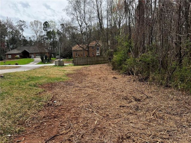5320 Oglethorpe Court, Powder Springs, GA 30127