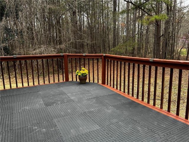 5320 Oglethorpe Court, Powder Springs, GA 30127
