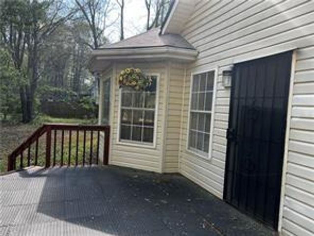 5320 Oglethorpe Court, Powder Springs, GA 30127