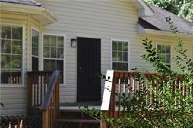 5320 Oglethorpe Court, Powder Springs, GA 30127