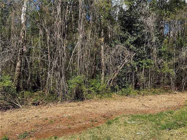 5320 Oglethorpe Court, Powder Springs, GA 30127