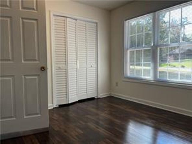 5320 Oglethorpe Court, Powder Springs, GA 30127